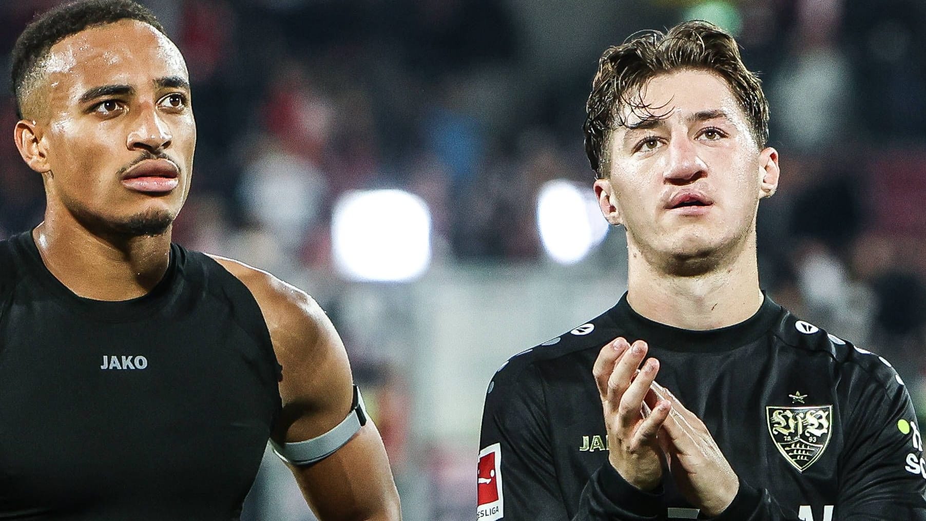 Angelo Stiller (r.) neben Jamie Leweling: Verlässt der 24-Jährige den VfB schon bald? Angelo Stiller (r.) neben Jamie Leweling: Verlässt der 24-Jährige den VfB schon bald?