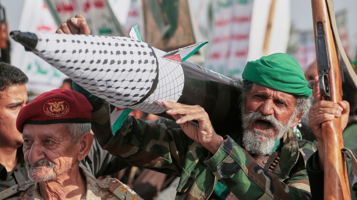 Trauernde bei der Beerdigung der Hamas-Geisel Tamir Nimrodi: Die Hamas hält weiter eine Vielzahl der Leichen zurück.