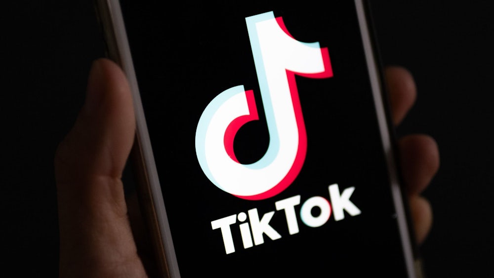 Tiktok gehört zum Bytedance-Konzern, das einen chinesischen Gründer und eine große Zentrale in Peking hat. (Archivbild)
