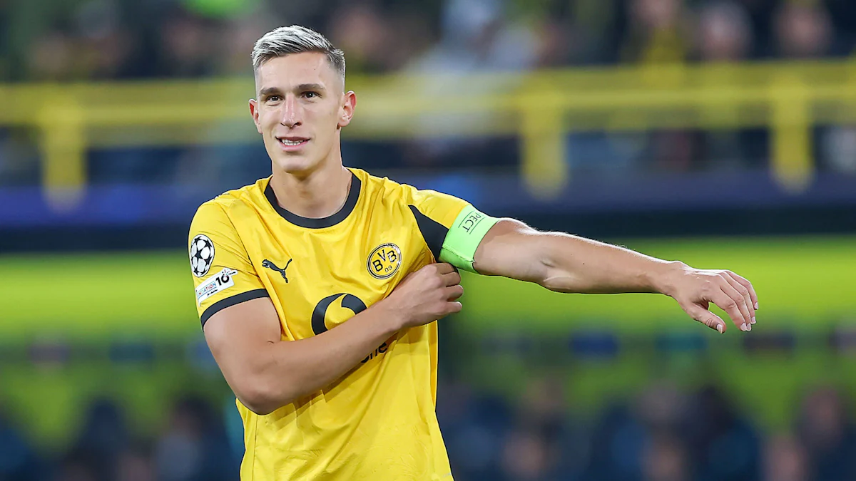 Bundesliga: Nico Schlotterbeck, Borussia Dortmunds Mann für die Südtribüne - Sport