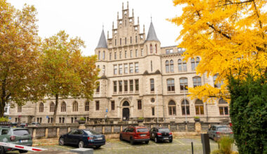 Kopftuch im Gerichtssaal: Oberlandesgericht Braunschweig hat entschieden