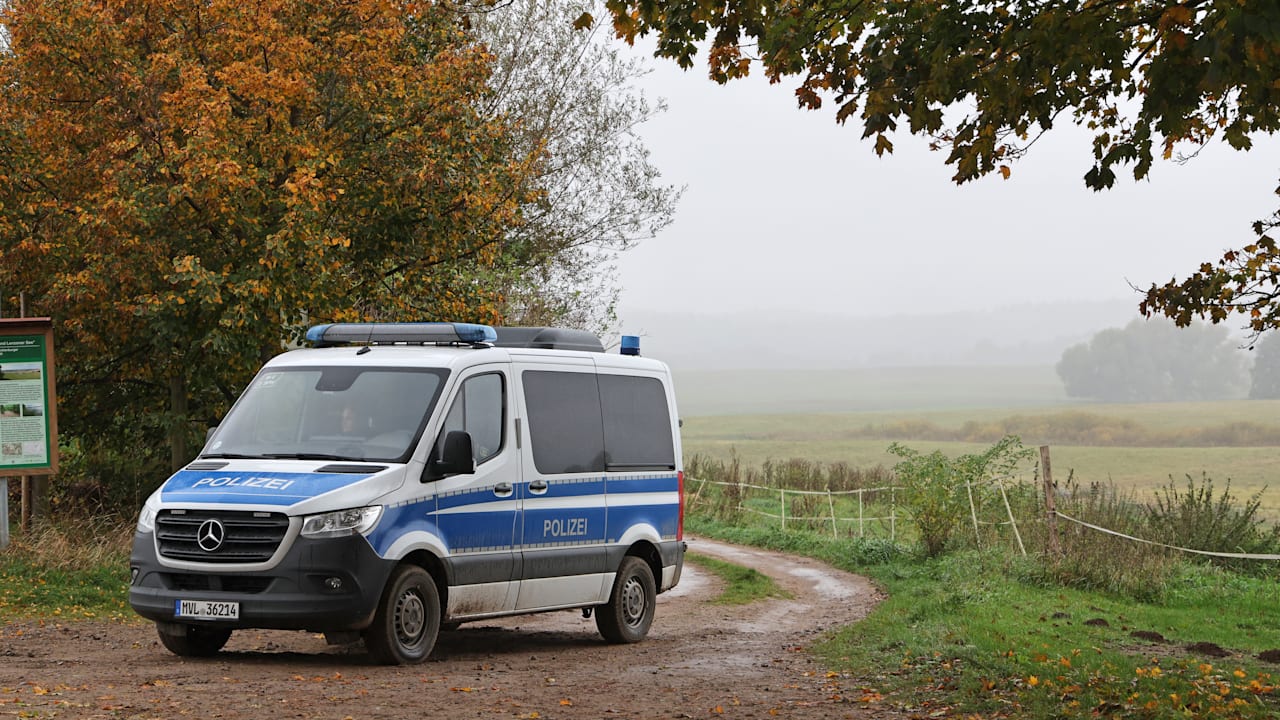 Polizei ermittelt: Welche Rolle spielte ein Pick-up beim Mord an Fabian? | Regional