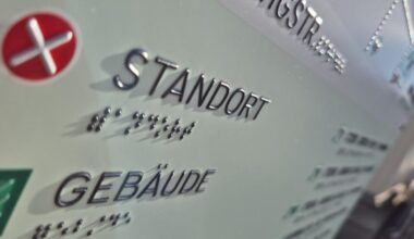 Neue taktile Navigationsstele verbessert Barrierefreih …