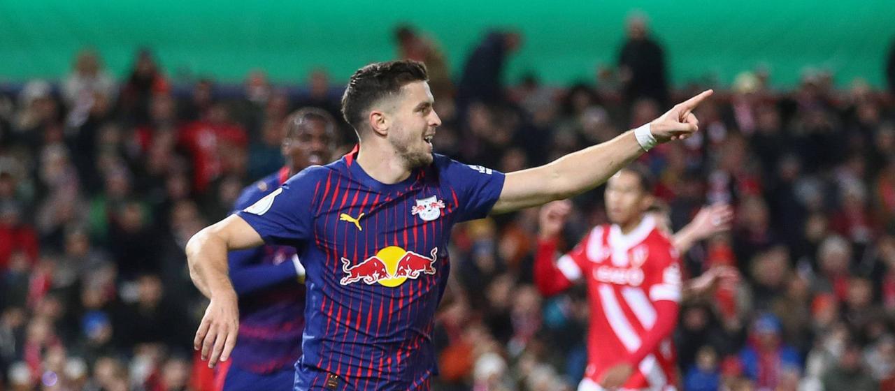 Leipzigs Christoph Baumgartner bejubelt seinen Treffer | IMAGO/Michael Taeger Leipzigs Christoph Baumgartner bejubelt seinen Treffer