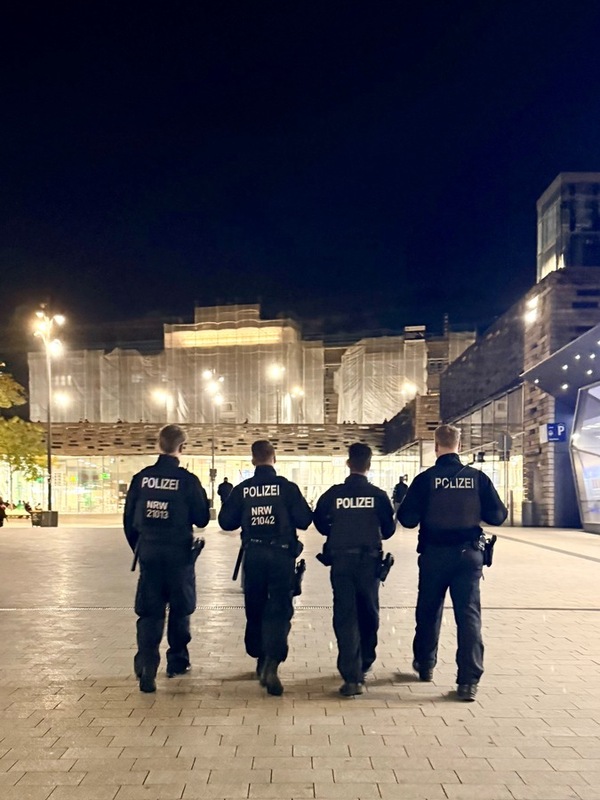 Wuppertal - Rückfragen bitte an: