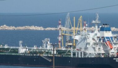 Nach Sanktionen durch die USA will Lukoil internationale Beteiligungen verkaufen.