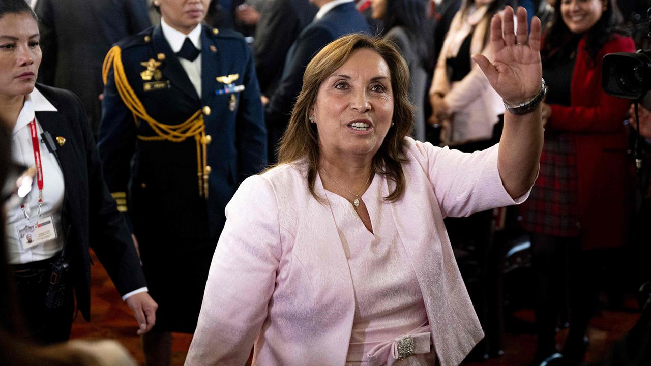 Parlament setzt peruanische Präsidentin Boluarte ab