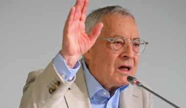 Ticker zur Buchmesse 2025 ➤ Historiker Schlögel hält Wehrpflicht für notwendig | hessenschau.de