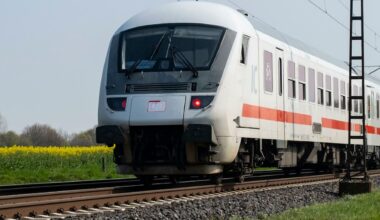 Zwischen Dresden und Hannover: Fahrgäste 3 Stunden in IC gefangen | Regional
