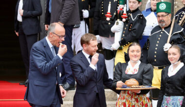 Dresden: Merz' Besuch entfacht Debatte über Infrastruktur | Regional