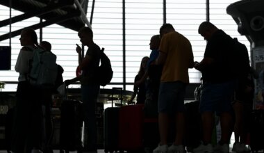 Flugverkehr - Verspätete Urlaubsflüge in Leipzig/Halle und Dresden - Wirtschaft