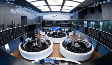 Abwandern von Firmen - Aktionärsschützer unterstützen Merz-Vorstoß für Europa-Börse - Wirtschaft