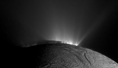 Suche nach Leben im Weltall: Saturnmond Enceladus im Fokus