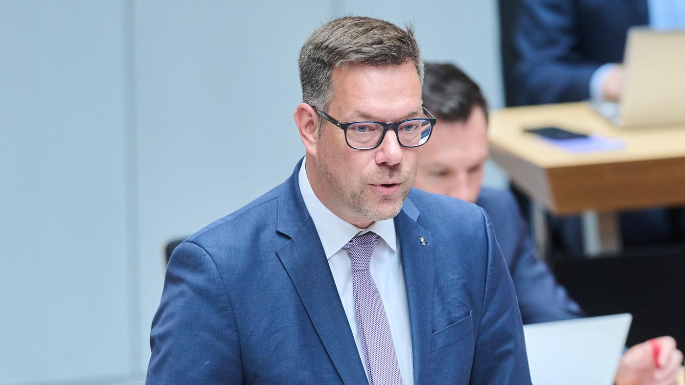 Berliner Verfassungsschutz warnt vor Gefahr durch junge Internet-Neonazis