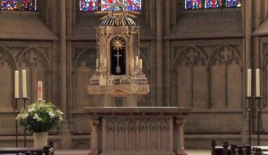Einnahmen durch Kirchensteuer sinken - Radio Rur