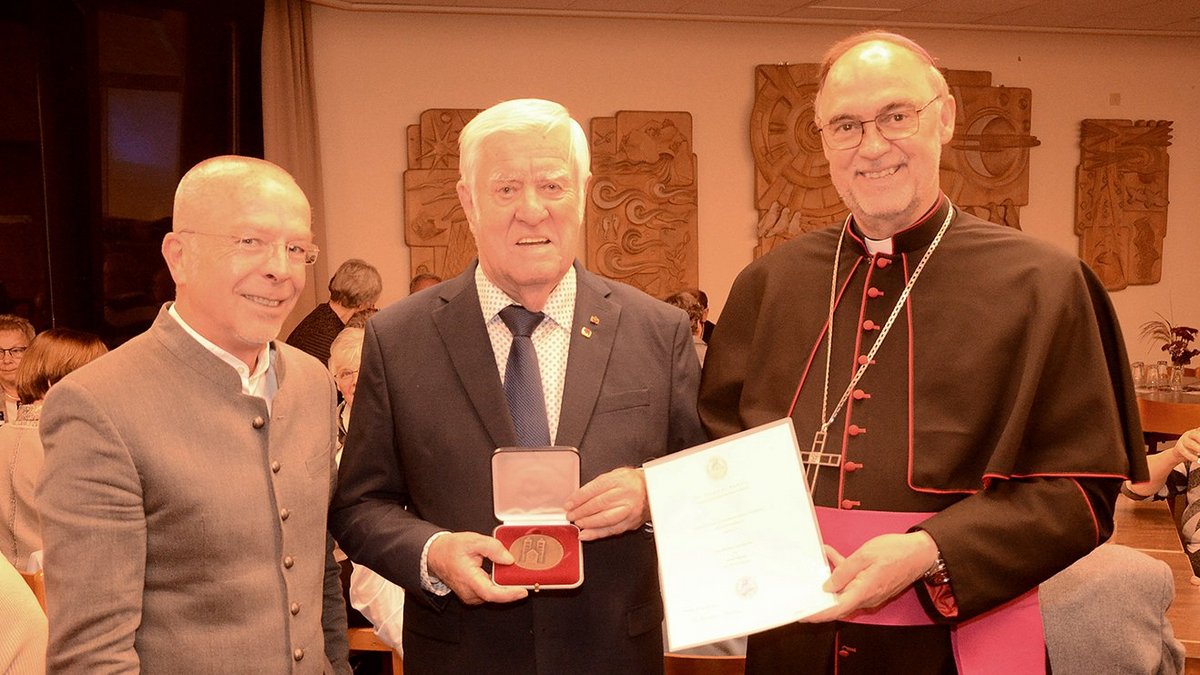 und-Leben.de - Bistum Münster: 88-Jähriger für sein lebenslanges Engagement geehrt