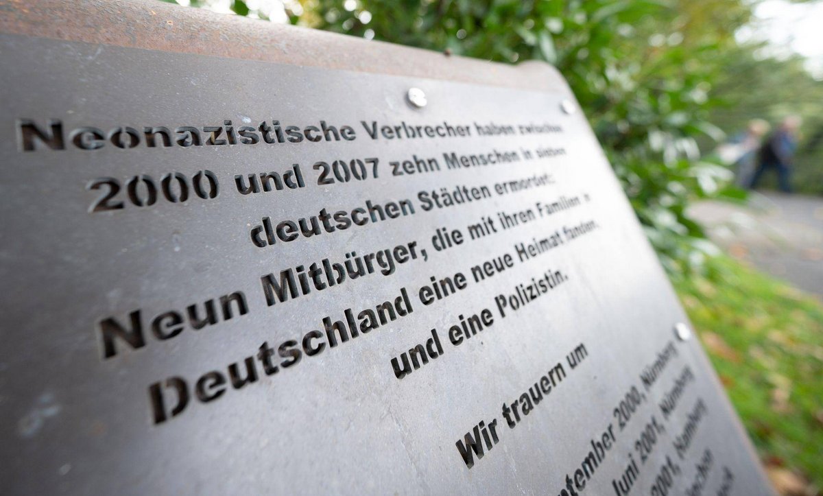 Baden-Baden | Zwei Schüsse, keine Wahrheit? Thriller über Kiesewetter-Mord