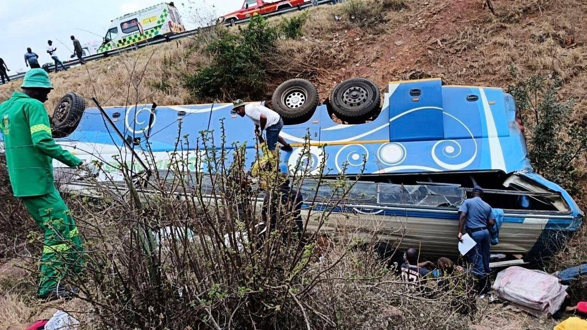 Johannesburg | Mindestens 40 Tote bei Busunglück in Südafrika