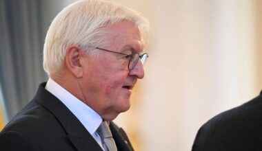 Berlin | Steinmeier zweifelt am Losverfahren für Wehrdienst