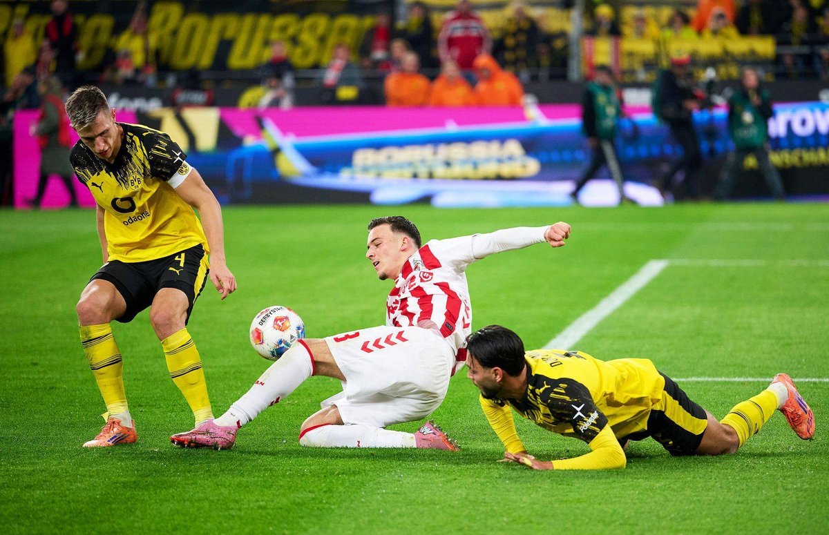 Dortmund | Horrorverletzung überschattet späten BVB-Sieg gegen Köln