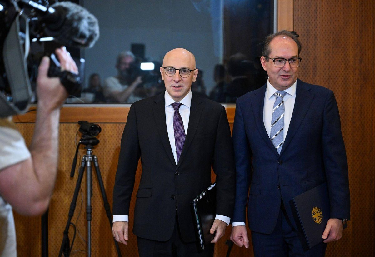 Berlin | Neue Möglichkeiten für Verfassungsschutz - Spionage im Fokus