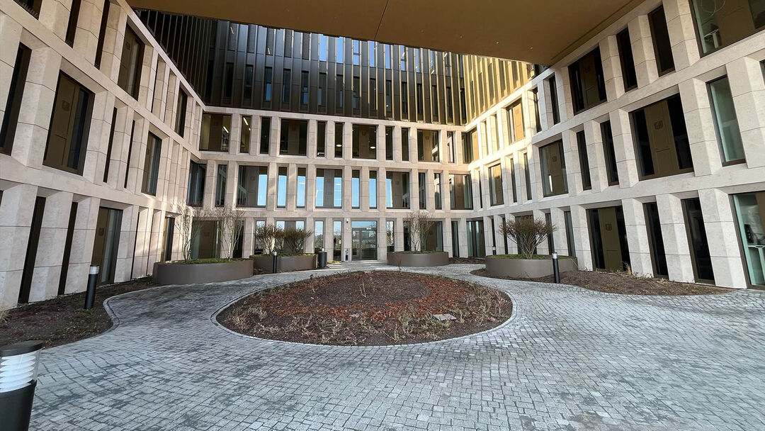 Leere Flächen im Stadtforum – vergibt die Stadt wertvolle Einnahmen?