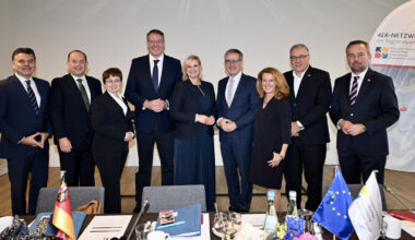 Interregionale Partnerschaft im 4er-Netzwerk ist Vorreiter für ein sicheres und widerstandsfähiges Europa . Internetportal des Landes Rheinland-Pfalz