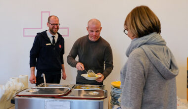 KRH Zentralküche und die Heilsarmee kooperieren