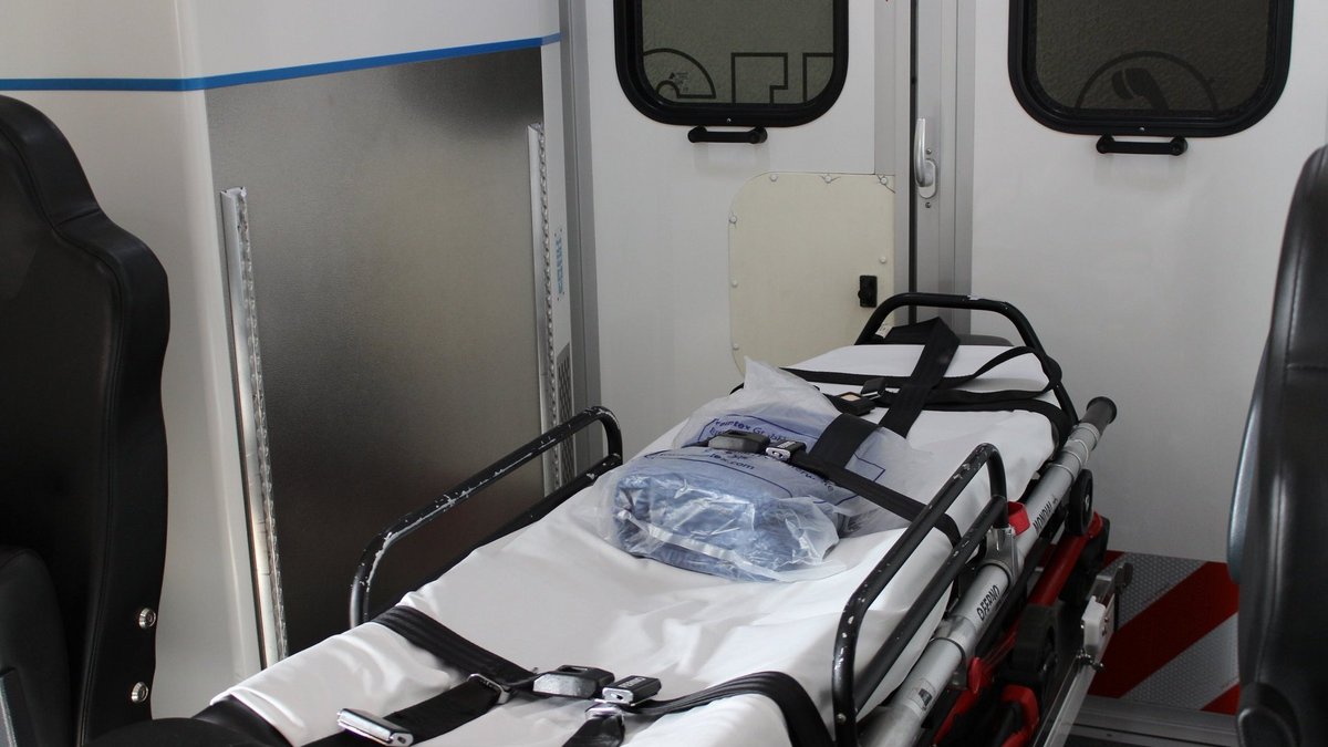 Bielefeld/Löhne: Frau vom Auto angefahren und verletzt