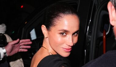 Herzogin Meghan soll über stolperndes Model gelacht haben