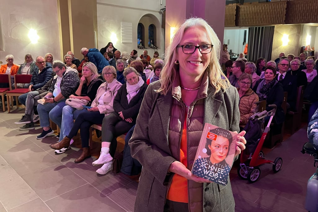 Felicitas Fuchs liest in Rehme „Die Akte Schneeweiß“