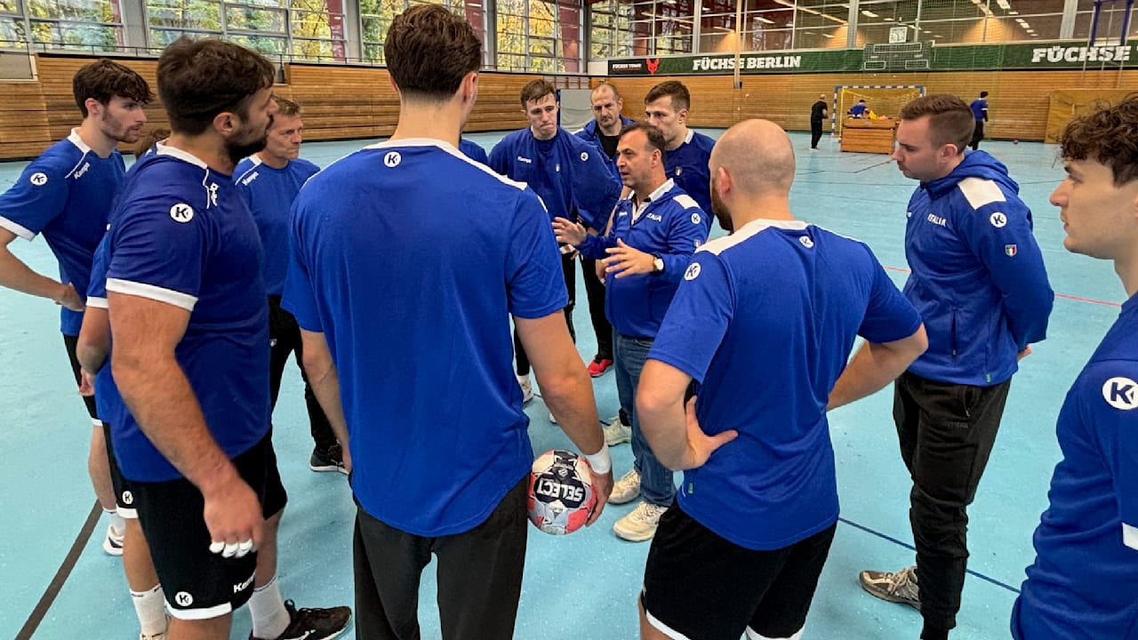 Italiens Nationalteam in Berlin: Hanning testet mit Füchse-Power für die EM | Sportmix