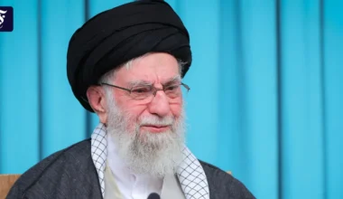 Politische Bücher: Khamenei ließ sich nicht kontrollieren