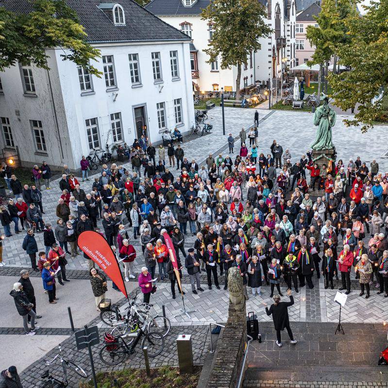 "Deutschland singt" auf dem Schlossplatz in Moers