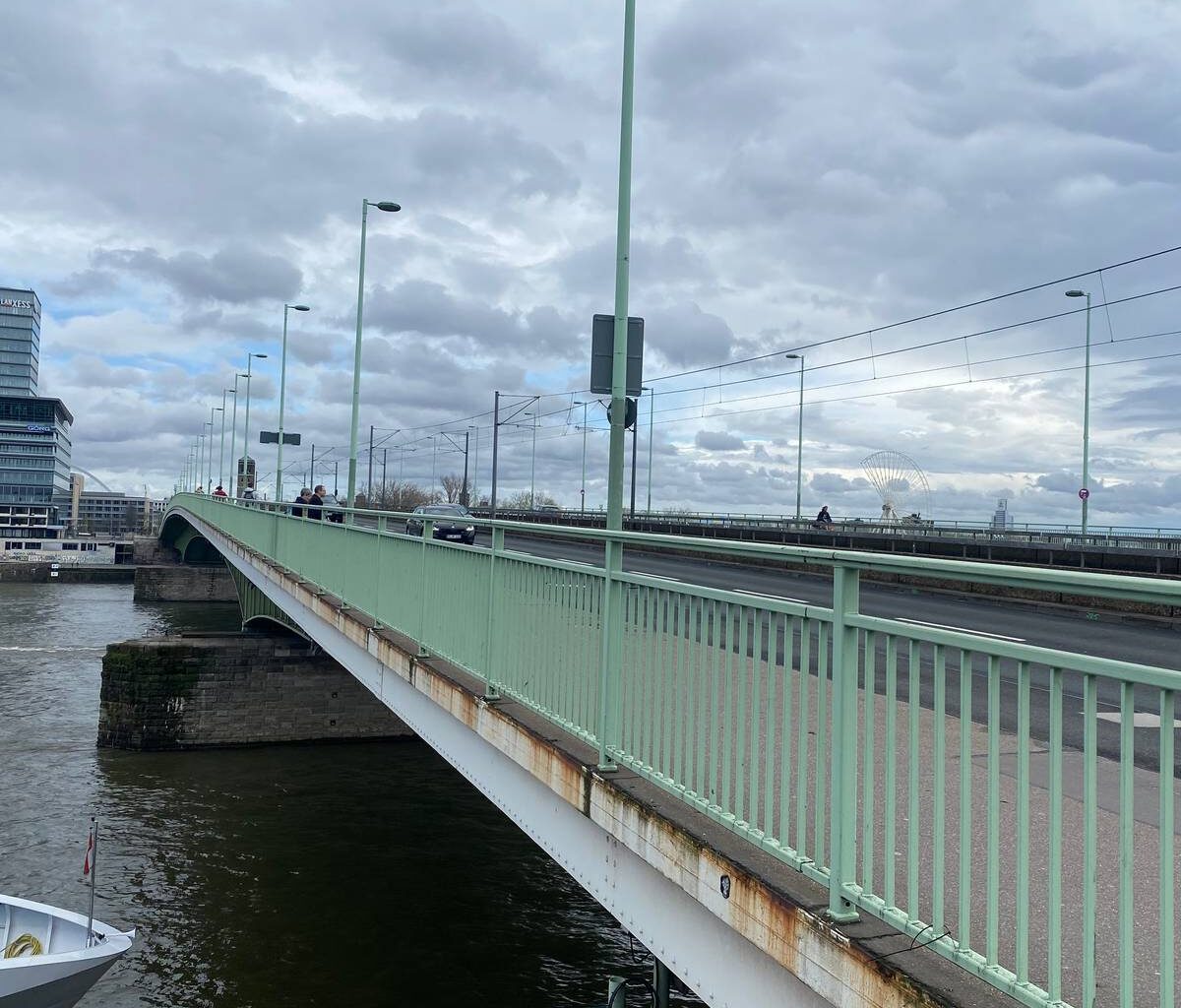 Deutzer Brücke bald wieder frei
