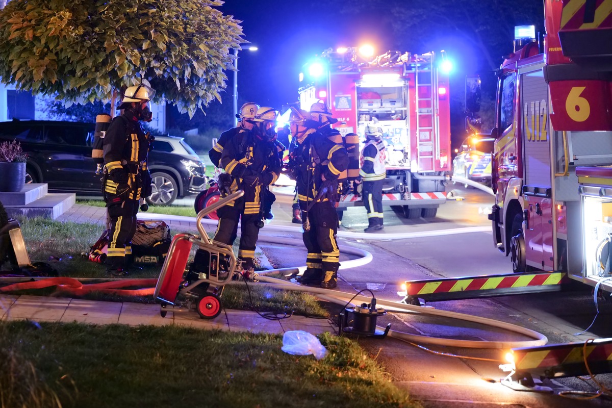 Nächtlicher Wohnungsbrand in Dortmund Kurl
