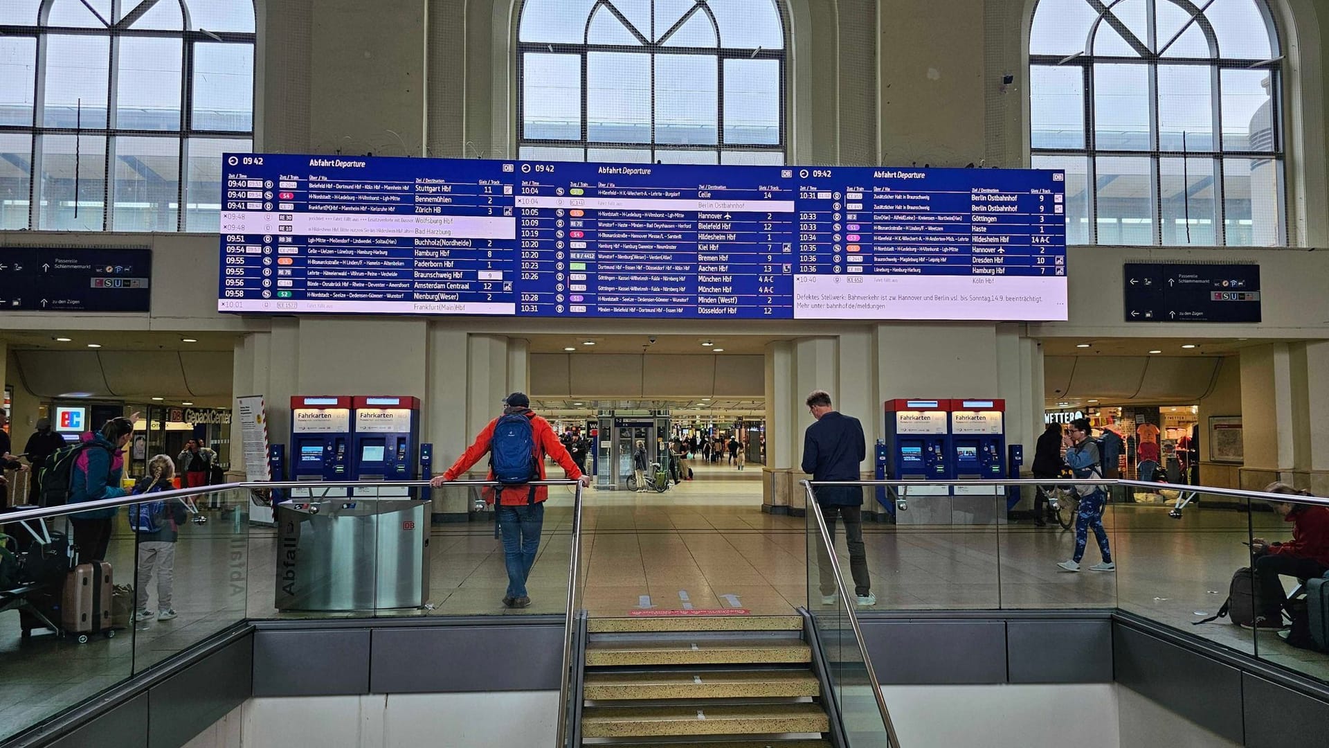 Bahnhof Hannover - Zugstrecke Hannover-Berlin beeinträchtigt Bahnhof Hannover - Zugstrecke Hannover-Berlin beeinträchtigt