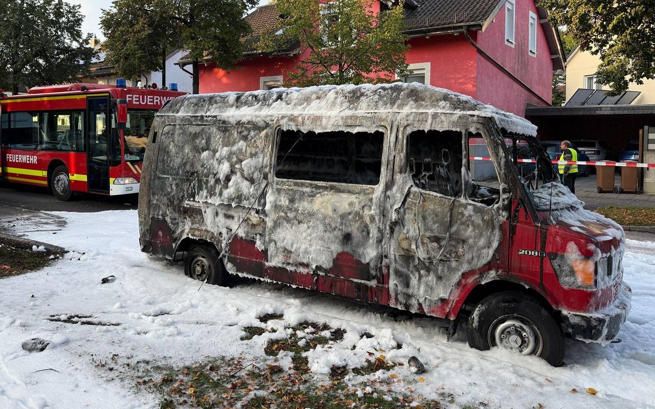 Brand in München - Großeinsatz von Polizei und Feuerwehr