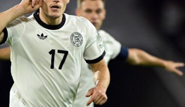 Florian Wirtz bekommt Trophäe als Fußballer des Jahres