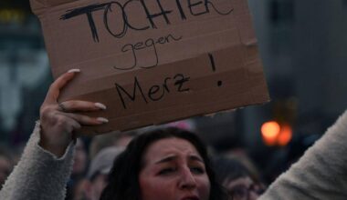 Töchter-Demos gegen Merz - Kanzler hält alles für geklärt