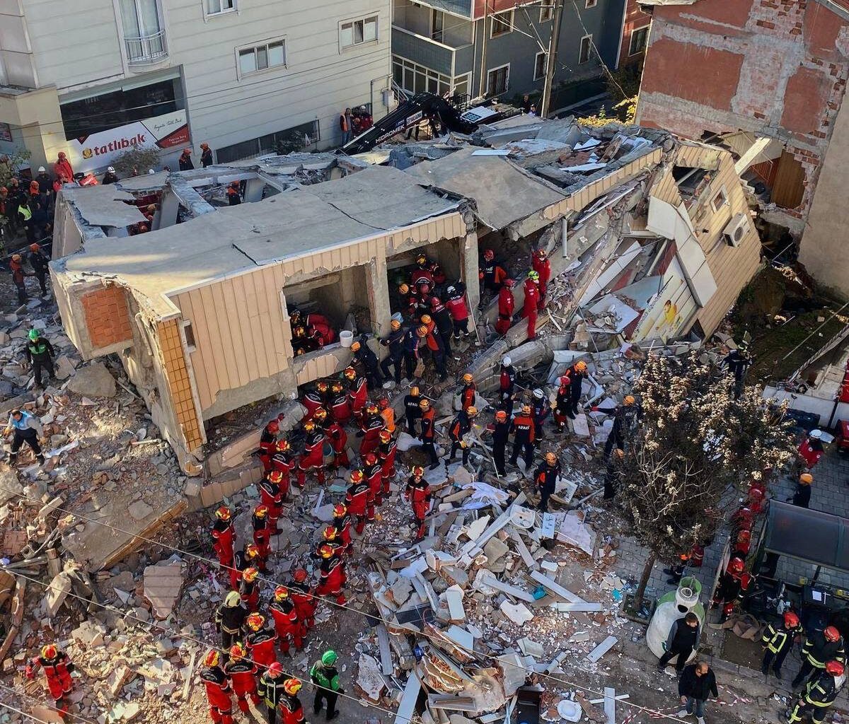 Haus in Türkei eingestürzt – Eltern und Kinder tot