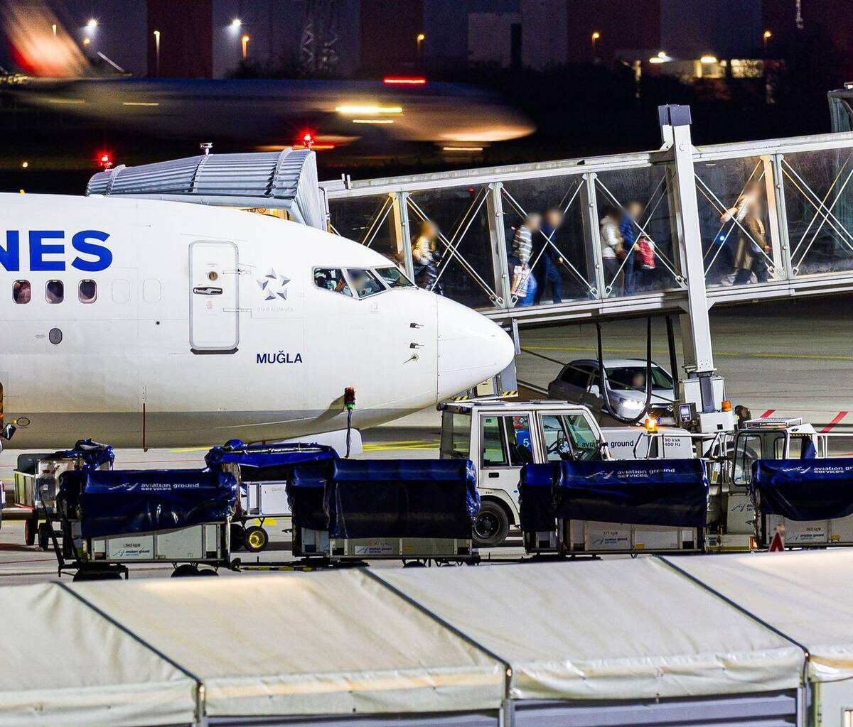 Flug mit Afghanen soll in Deutschland gelandet sein