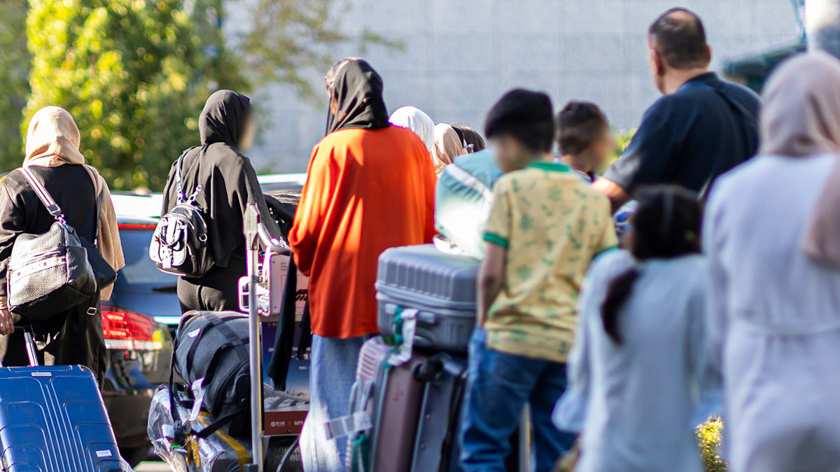 Aus Pakistan: Trotz gestoppten Aufnahmeprogramms – Afghanen reisen nach Deutschland aus