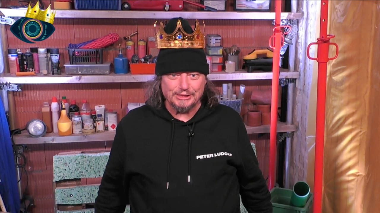 Big Brother: Knossis Krone geht an TV-Legende Peter Ludolf | Unterhaltung