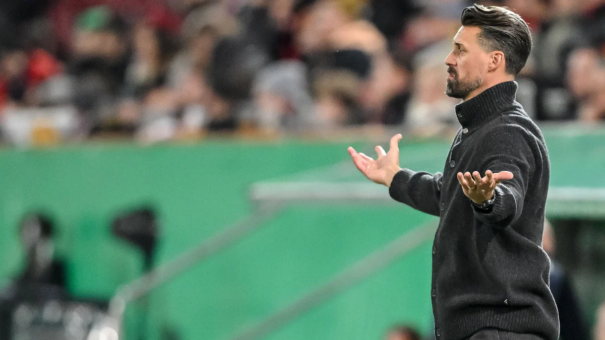 FC Augsburg und Trainer Wagner: Krise nach Pokalaus gegen Bochum - Sport