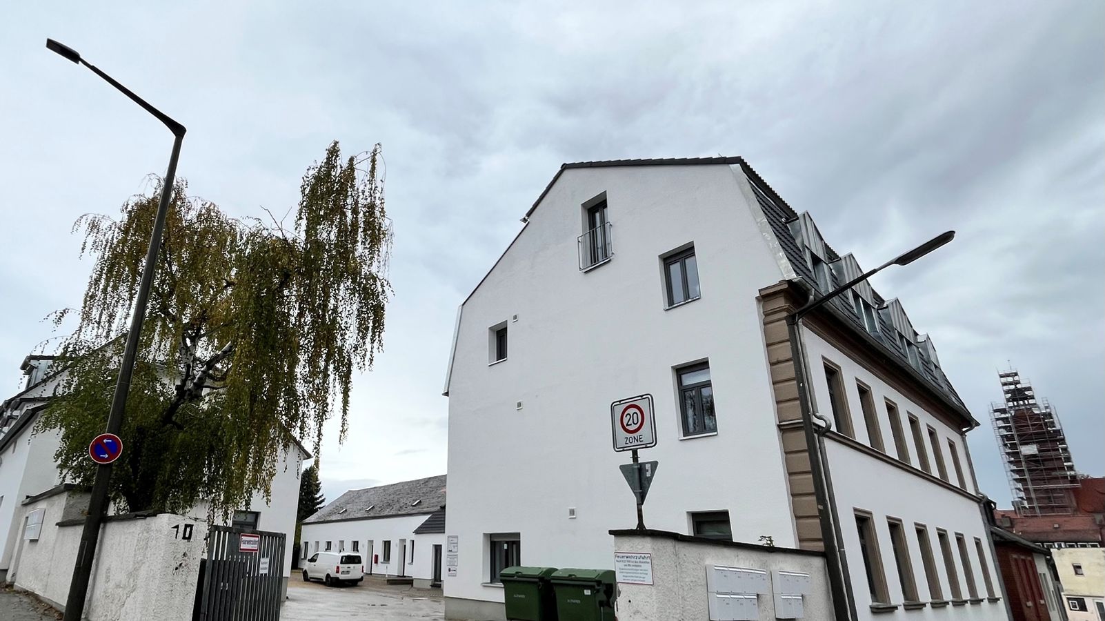 Nach der Eskalation: Geflüchtete ziehen in Unterkunft ein