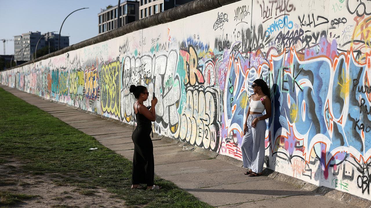 35 Jahre East Side Gallery: Bilder für die Freiheit