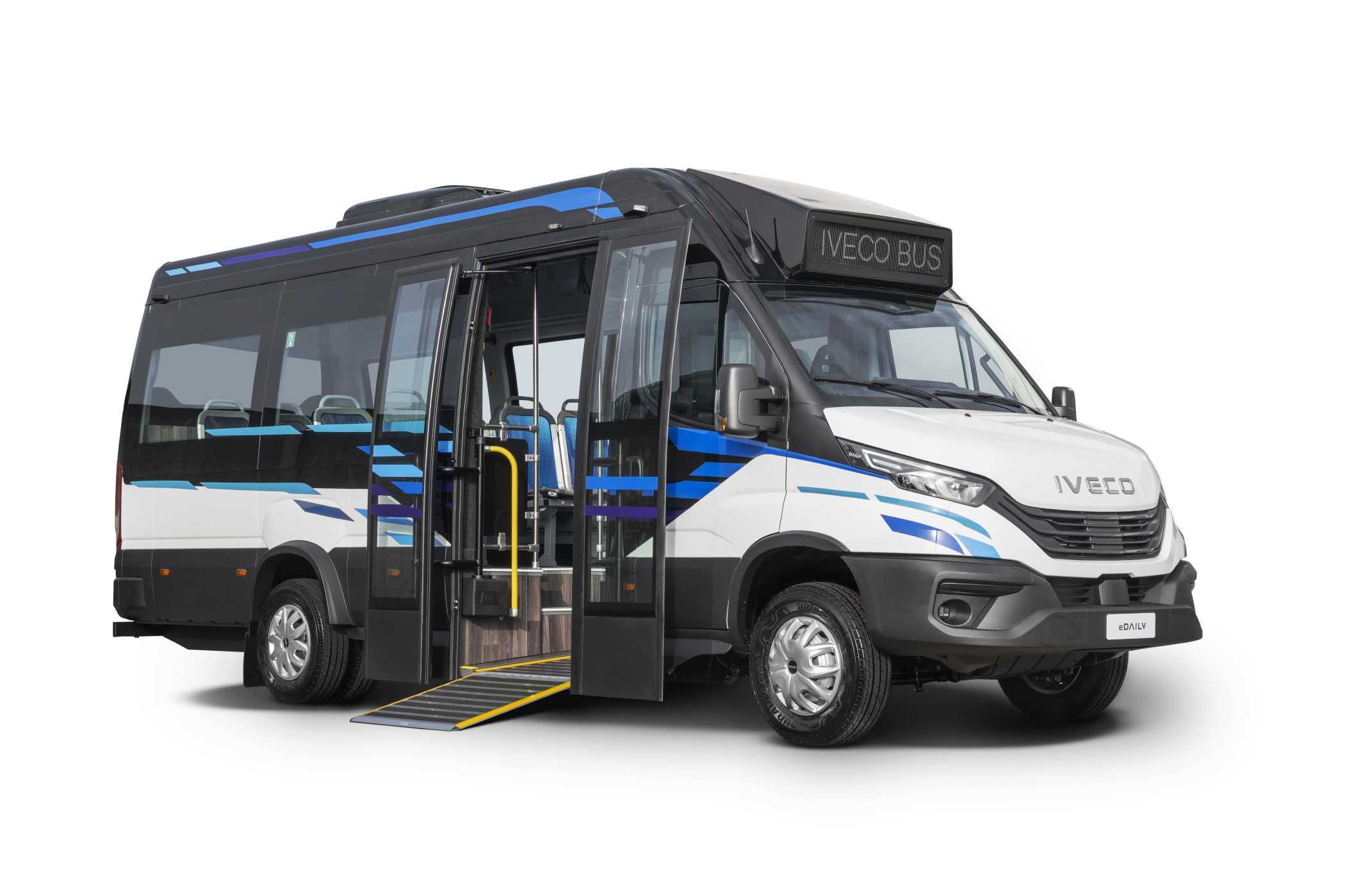 Weltpremiere feierte der eDaily Low Entry von Iveco Bus auf der abgelaufenen Busworld Europe 2025 in Brüssel. (Foto: Iveco Bus)