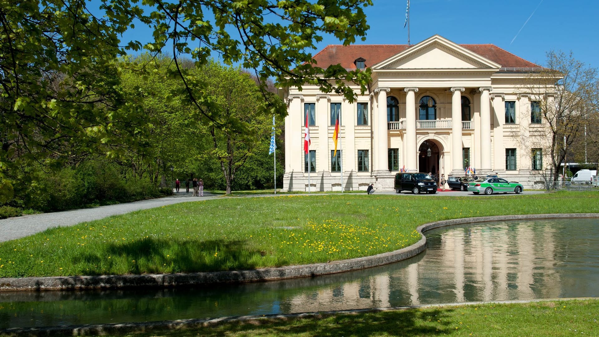 Prinz-Carl-Palais