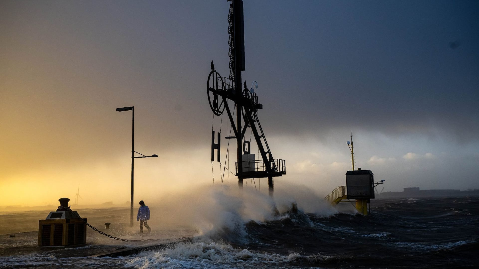 Sturmtief «Zoltan» - Sturmflut in Bremerhaven